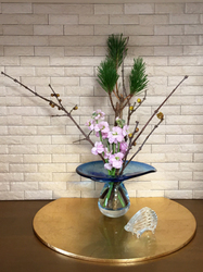 お花といのしし.jpg